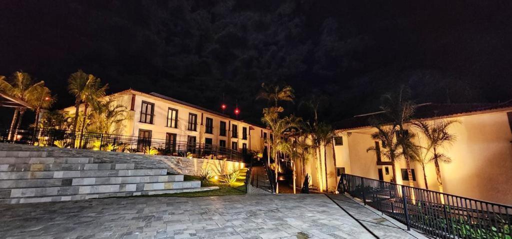 Hotel Quinta Santa Barbara Pirenópolis Buitenkant foto
